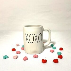 3/$30 Rae Dunn XOXO coffee tea mug